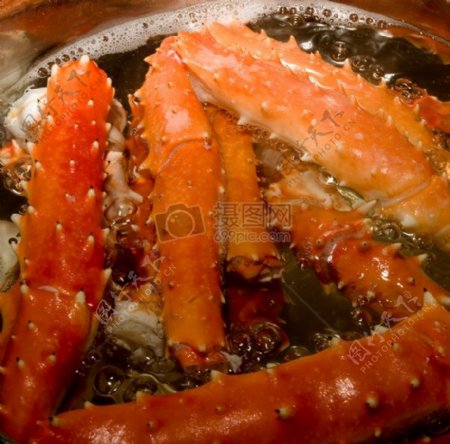 煮熟的螃蟹腿