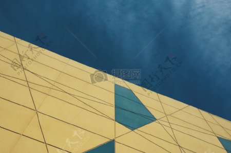 天空蓝色建筑建筑黄色三角形flanjks
