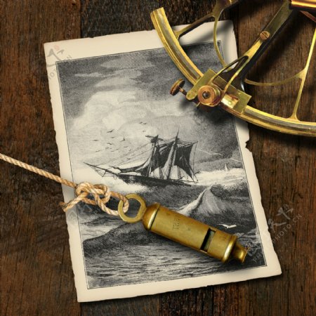 金属哨子和航海图片图片