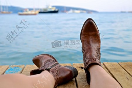海度假度假避暑海岸休息冷靴子夏季牛仔