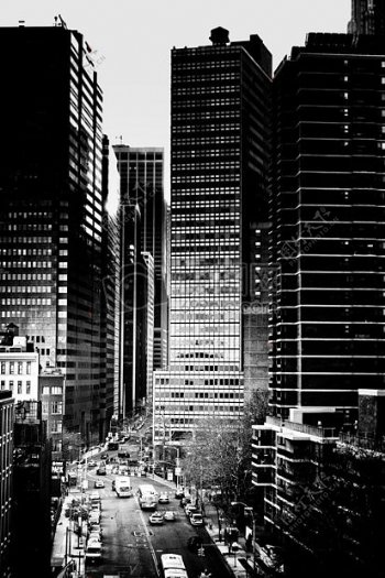 建筑物和城市灰度照片