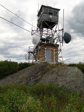 山顶的观测站
