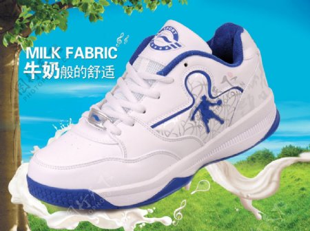 牛奶篮球鞋海报