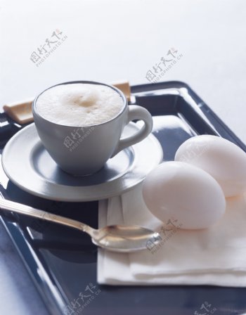 牛奶加鸡蛋早餐图片