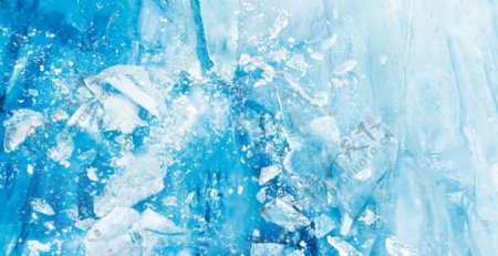 冰块裂开PSD冰块迸裂源文件夏季清凉背景