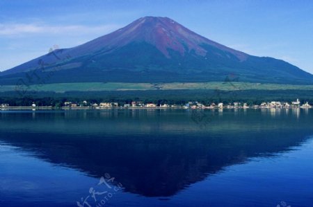 高清日本富士山风景图片