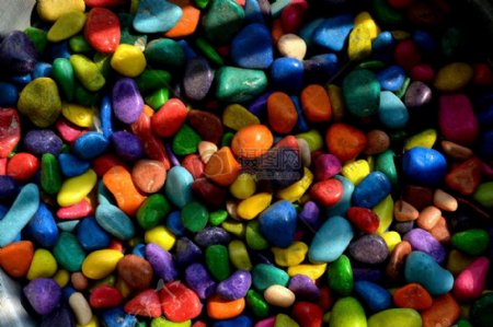 色彩缤纷的石头