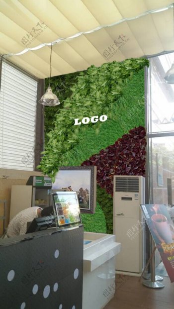 咖啡屋植物墙PSD分层素材