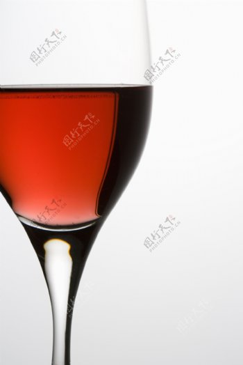 漂亮的高脚杯红酒摄影图片图片