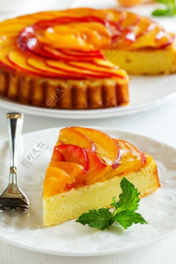 水果蛋糕美食图片