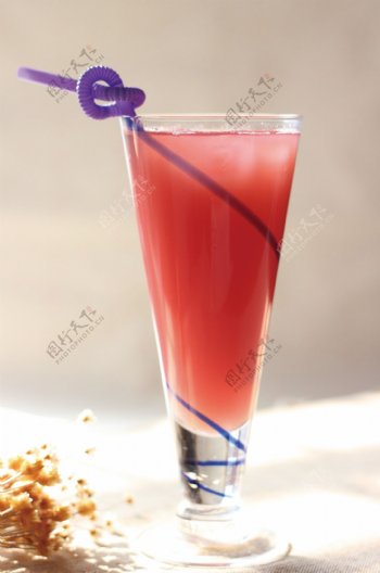 饮品草莓汁图片