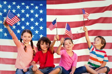 拿着国旗的美国儿童图片