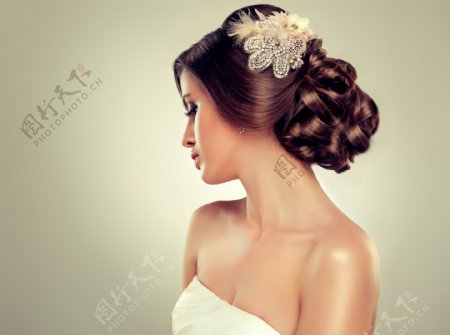 漂亮的新娘头发图片