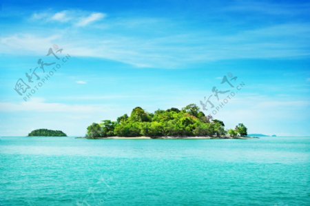 绿色海岛风景图片