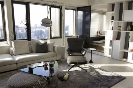 现代简约客厅沙发窗户设计图