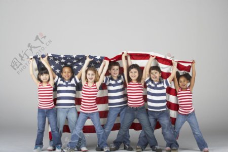 美国国旗与外国小孩子图片