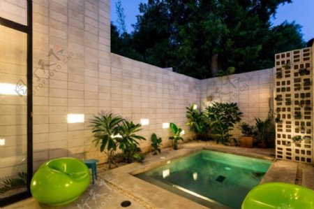 现代简约室外浴池设计图
