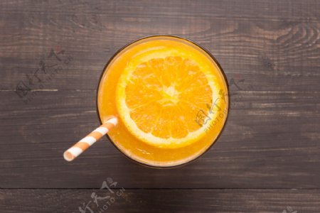 唯美橙汁图片
