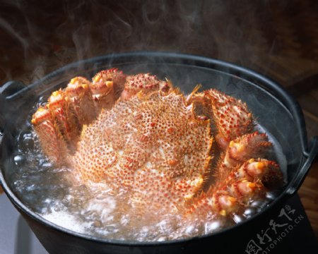 水煮大闸蟹图片