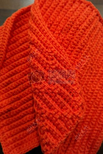 橘红色毛线编织物