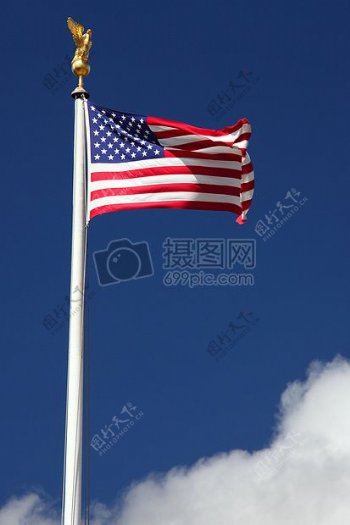 飞舞的美国国旗