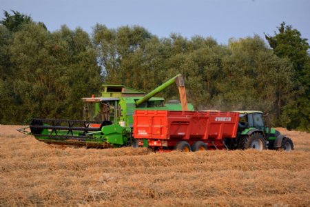 机械农业图片