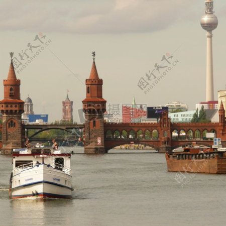 德国河上的大桥