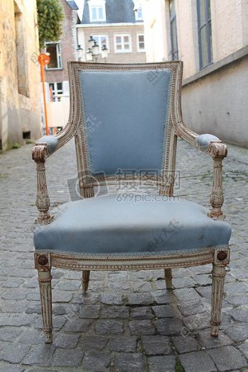 复古的蓝色椅子