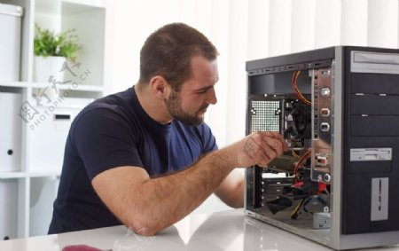 电脑修理电脑修理工电脑技师