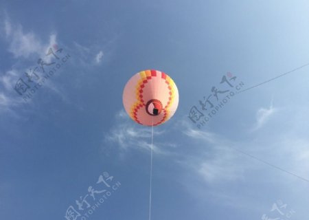 热气球升空摄影图