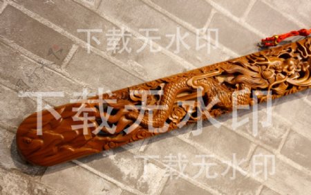 桃木剑雕花细节图