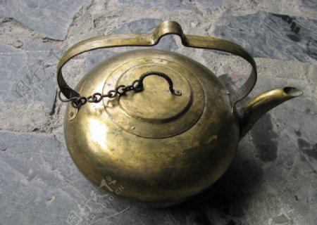 铜炊壶