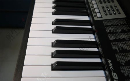 电子钢琴高清图