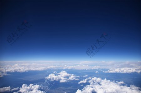 蓝色天空云层自然风景