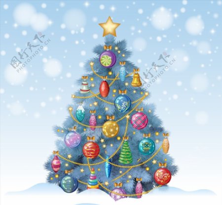 浪漫雪花背景挂满礼物的圣诞树