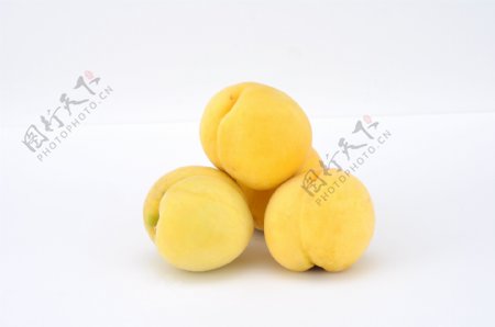 黄桃桃子黄色桃水果黄色