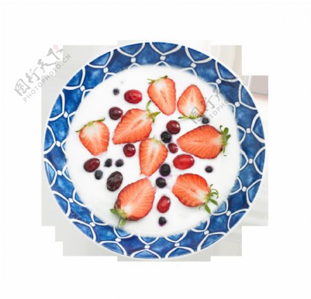 牛奶草莓甜品装饰素材