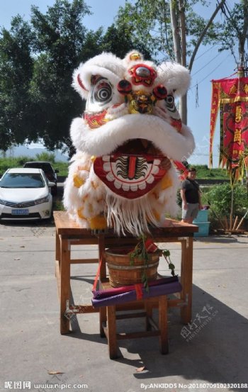 岭南传统传统文化舞狮