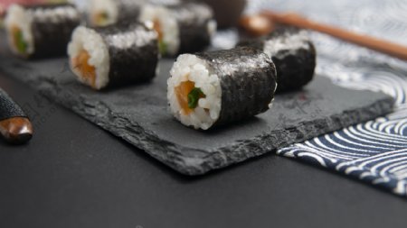 日式料理系列之三文鱼寿司卷3