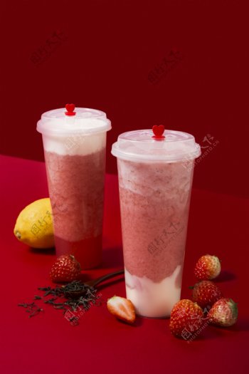 草莓撞酸奶畅销饮品水吧
