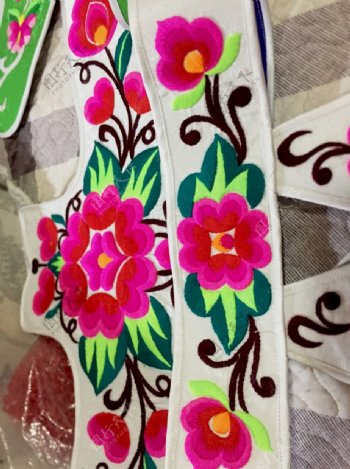 彝族文化手工刺绣