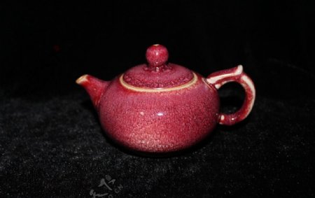 钧瓷瓷器茶壶