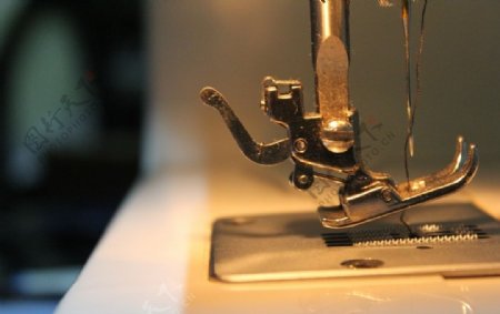 缝纫机机头机针机座
