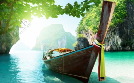 泰国海岸线小木船