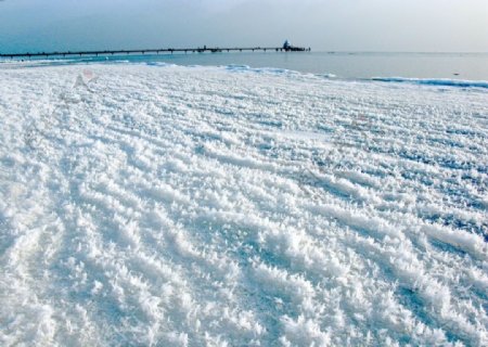 海水雪地