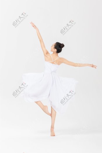芭蕾舞蹈柔美女性人物背景素材