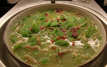 菌香苦菜汤
