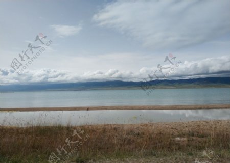 雨后青海湖图片