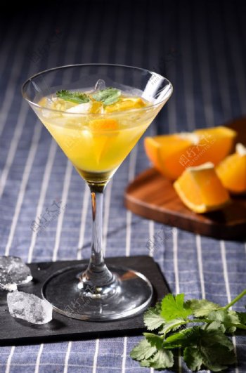 香橙鸡尾酒图片