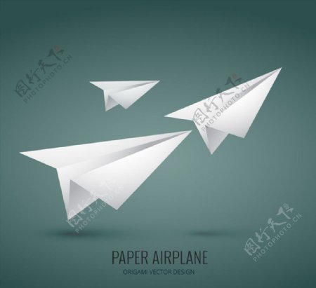 白色纸飞机矢量图片
